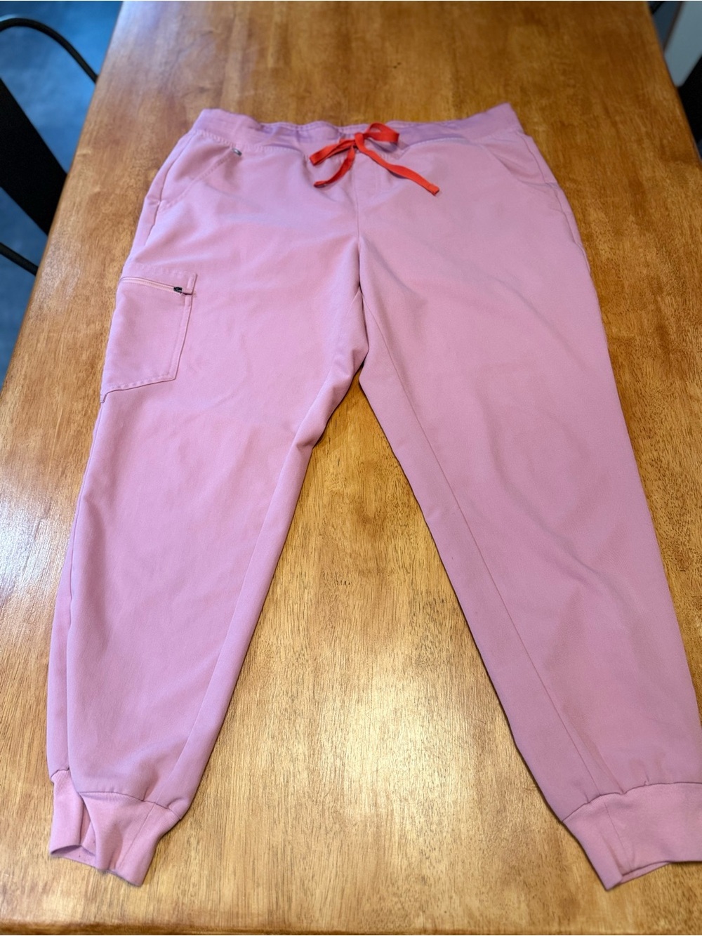 FIGS Women’s X-Large Zamora in Chalk Pink
